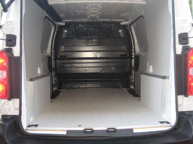 Opel Vivaro 1.5 DIESEL 120 CV S-S PL-TN ENJOY - foto 3 di 4