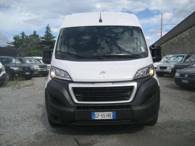 Peugeot Boxer 335 2.2 BLUEHDI 140 S-S PM-TM FURGONE usato a ALBISSOLA MARINA
