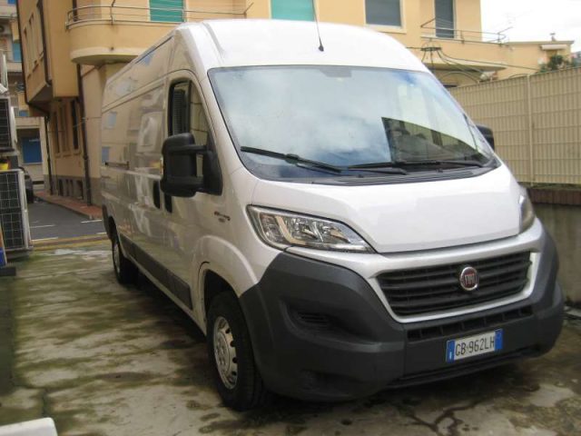 Fiat Ducato 35 2.3 MJET 130 CV PL-TM MAXI usato a ALBISSOLA MARINA