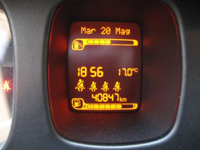 Fiat New Panda CROSS 1.0 FIREFLY S-S HYBRID - foto 3 di 4