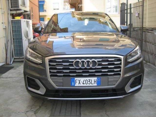 Audi Q2 2.0 TDI QUATTRO S TRONIC S LINE EDITION - foto 2 di 4