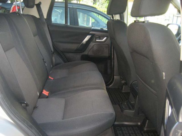 Land Rover Freelander 2.2 TD4 SW S usato a ALBISSOLA MARINA