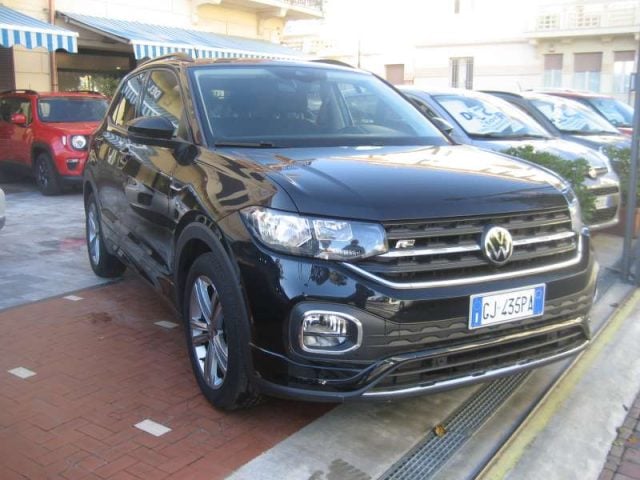 Volkswagen T-Cross 1.0 TSI 110 CV SPORT R-LINE usato a ALBISSOLA MARINA