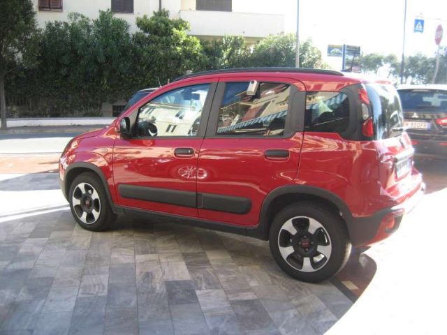 Fiat New Panda CROSS 1.0 FIREFLY S-S HYBRID - foto 3 di 4