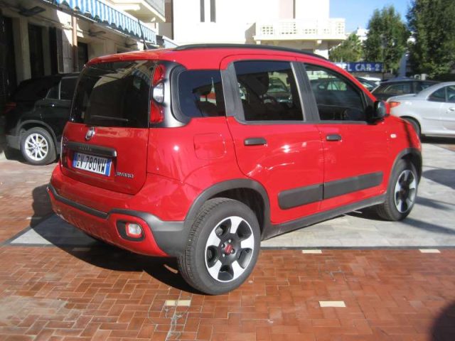Fiat New Panda CROSS 1.0 FIREFLY S-S HYBRID - foto 4 di 4