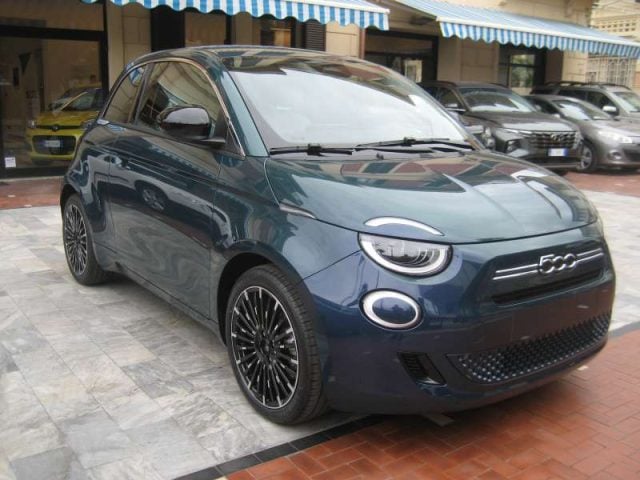 Fiat 500 1.0 HYBRID IKON, in vendita a Albissola Marina (SV)