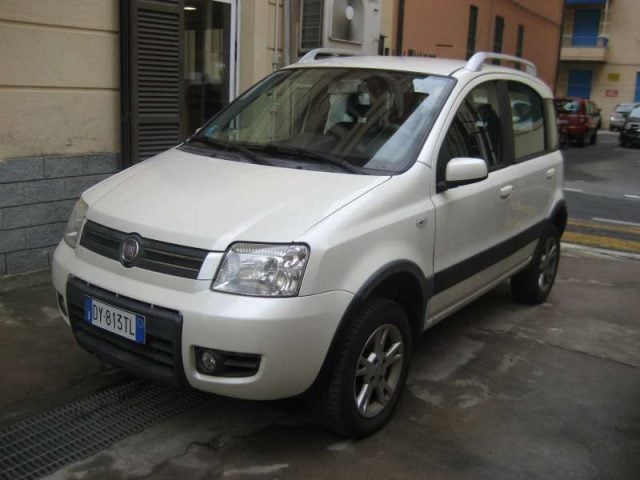 Fiat Panda 1.3 MJET 16V 4X4 GLAM - foto 3 di 4