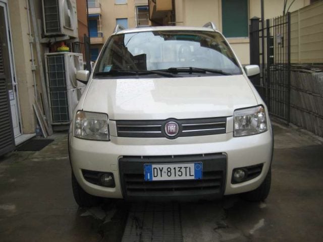 Fiat Panda 1.3 MJET 16V 4X4 GLAM - foto 2 di 4