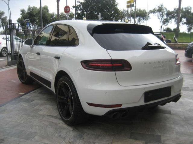 Porsche Macan 3.0 DIESEL S - foto 4 di 4