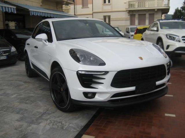 Porsche Macan 3.0 DIESEL S, del 2017, 190.332 km, in vendita a Albissola Marina (SV)