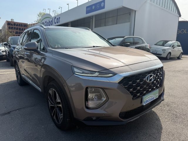 Hyundai SANTA FE 2.2 CRDi 4WD A/T 7 posti Xpossible - foto 1 di 4