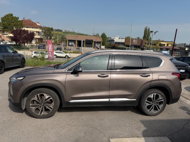 Hyundai SANTA FE 2.2 CRDi 4WD A/T 7 posti Xpossible - foto 4 di 4