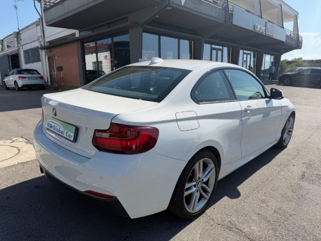 BMW 220 d xDrive Coupé Msport - foto 4 di 4