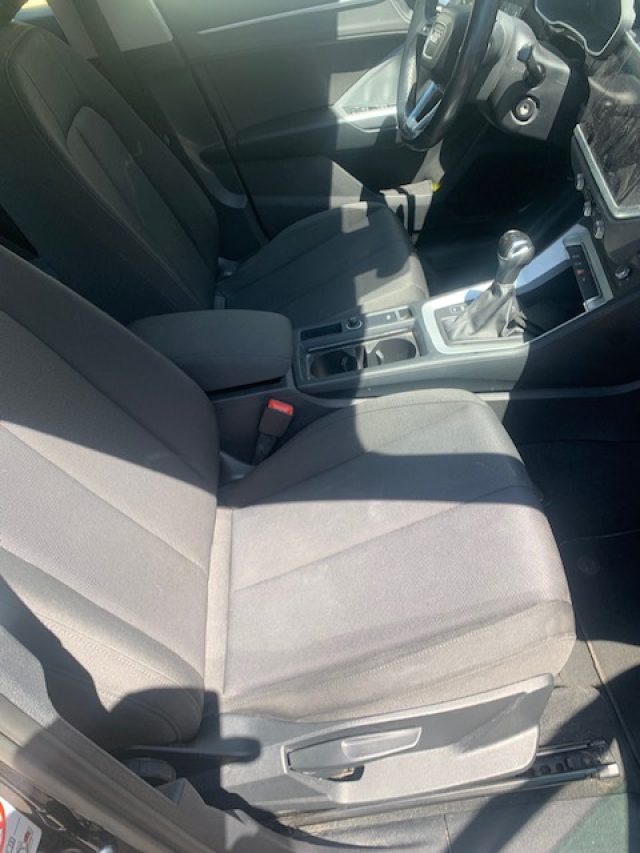 Audi Q3 35 TDI Business Advanced - foto 3 di 4
