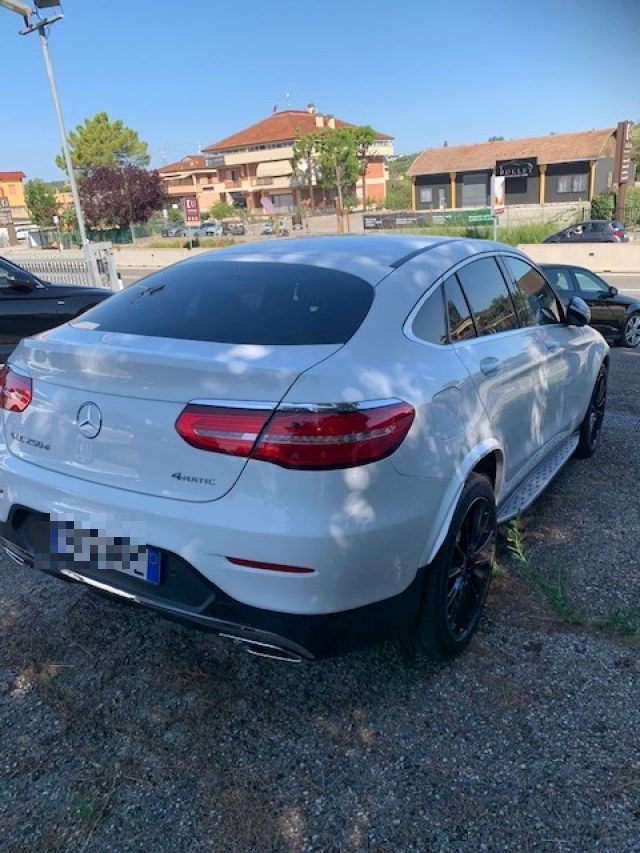Mercedes-Benz GLC 250 d 4Matic Premium - foto 3 di 4