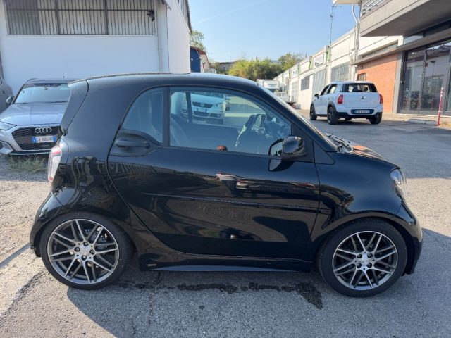 smart forTwo BRABUS 0.9 Turbo twinamic Xclusive - foto 3 di 4