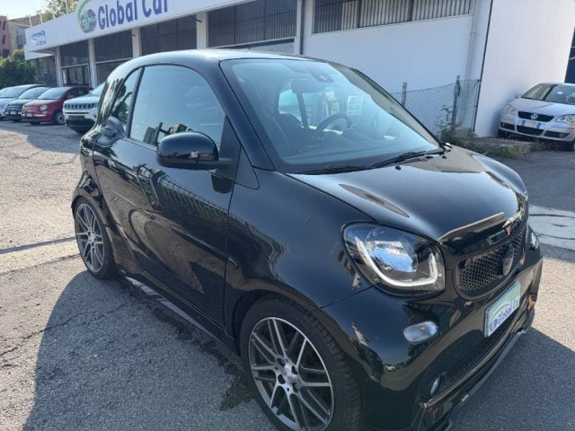 smart forTwo BRABUS 0.9 Turbo twinamic Xclusive usato a CORIANO