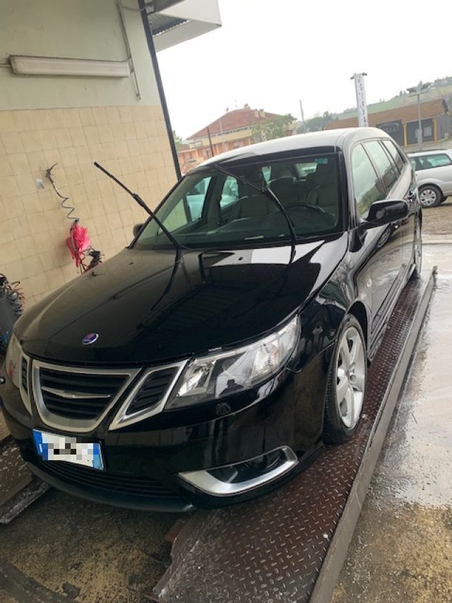 Saab 9-3 SportHatch 1.9 TTiD 180CV Aero Sentronic - foto 2 di 4