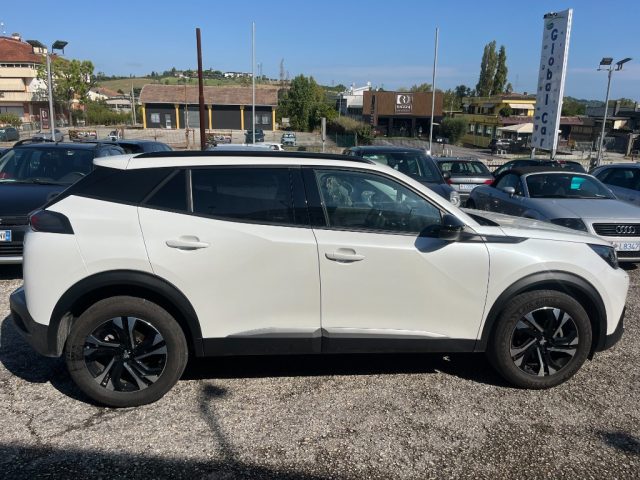 Peugeot 2008 PureTech 130 S&S Allure Pack - foto 3 di 4