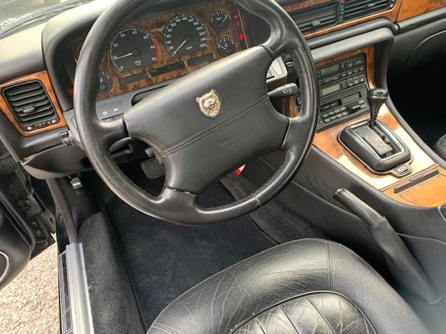 Jaguar XJ6 SOVEREIGN, del 1997, 162.000 km, in vendita a Coriano (RN)