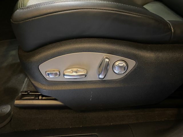 Porsche Macan 2.0 T usato a CORIANO