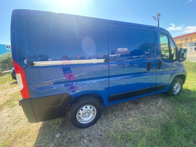 Peugeot Boxer 330 2.2 BlueHDi 140 S&S PC-TN Furgone - foto 4 di 4