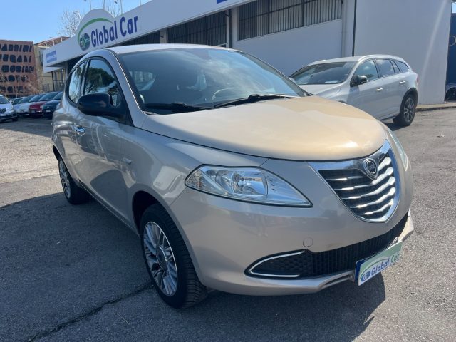 Lancia Ypsilon 0.9 TwinAir 85 CV 5 porte Metano Ecochic Gold usato a CORIANO