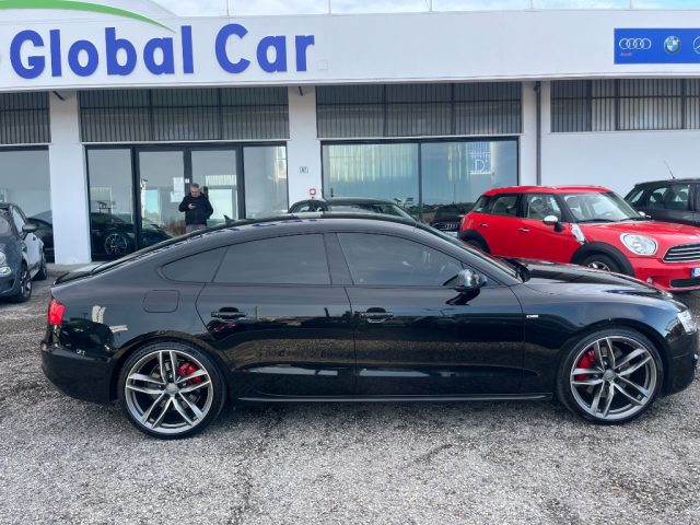 Audi A5 SPB 3.0 TDI quattro S tronic 3xs-line - foto 3 di 4