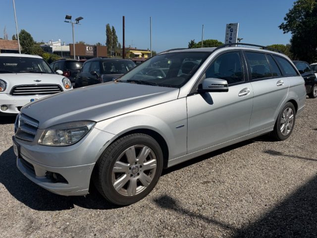 Mercedes-Benz C 200 CDI S.W. BlueEFFICIENCY Classic - foto 3 di 4