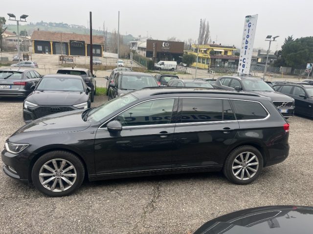 Volkswagen Passat Variant 2.0 TDI DSG Business BlueMotion Tech - foto 4 di 4
