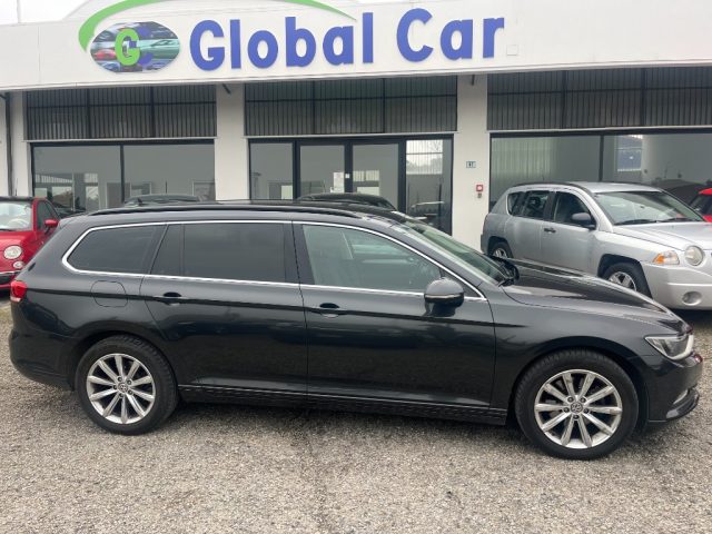 Volkswagen Passat Variant 2.0 TDI DSG Business BlueMotion Tech - foto 3 di 4