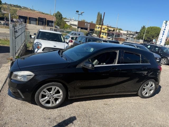 Mercedes-Benz A 180 d Sport - foto 4 di 4