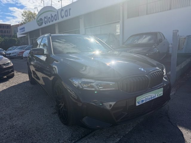 BMW 330 e xDrive Touring Msport - foto 2 di 4