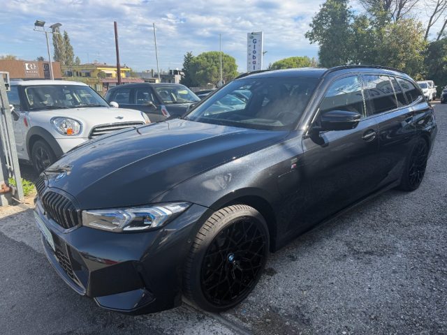 BMW 330 e xDrive Touring Msport - foto 3 di 4