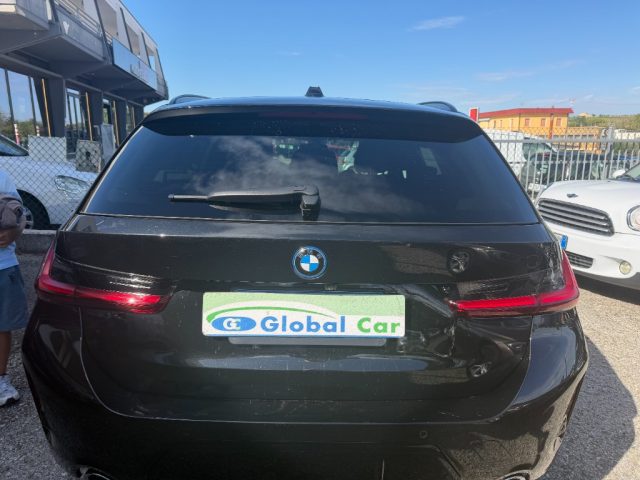 BMW 330 e xDrive Touring Msport - foto 4 di 4