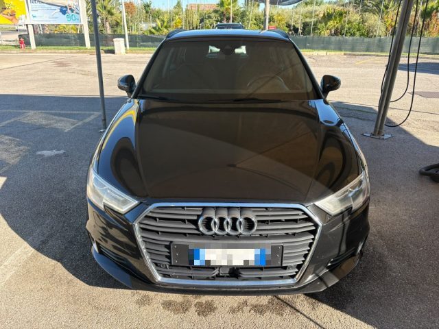 Audi A3 SPB 2.0 TDI Sport - foto 3 di 4