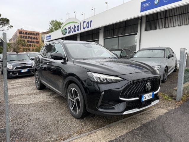 MG HS 1.5T-GDI Luxury, del 2023, 52.000 km, in vendita a Coriano (RN)