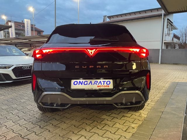 CUPRA Terramar 1.5 Hybrid DSG #Moonlight.Design, del 2025, 10.450 km, in vendita a Mirano (VE)