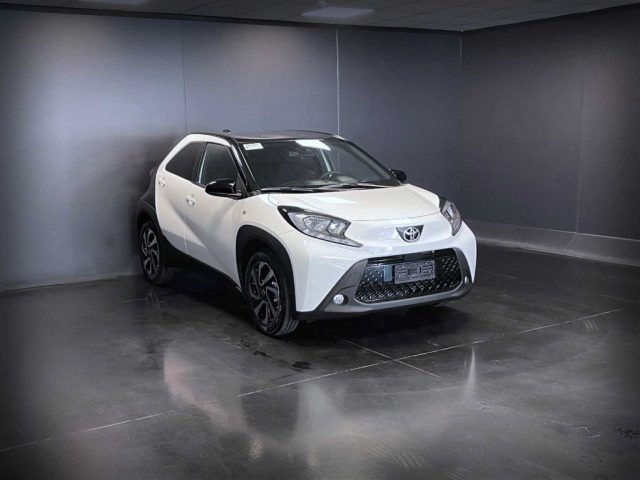 Toyota Aygo X 1.0 VVT-i 72 CV 5 porte Trend Air - foto 2 di 4