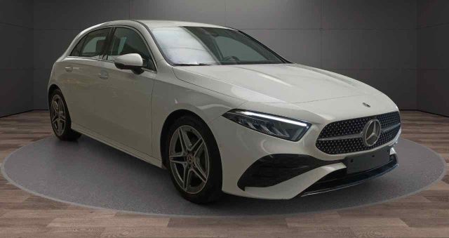 Mercedes-Benz A 180 d AMG Line Premium Auto #Ambient #Vari.Colori - foto 3 di 4