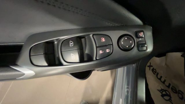 Nissan Juke 1.0 DIG-T 114 CV DCT N-Connecta #Cold.Pack, del 2025, 1 km, in vendita a Mirano (VE)