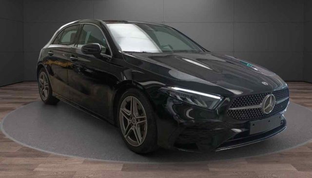 Mercedes-Benz A 180 d AMG Line Premium Auto #Ambient #Vari.Colori - foto 3 di 4