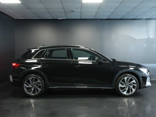 Audi A3 allstreet TDI 110 kW S tronic Identity Contrast - foto 4 di 4