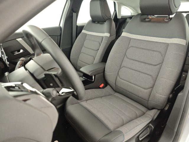Citroen C4 PureTech 130 S&S EAT8 Plus #Keyless, del 2024, 6.087 km, in vendita a Mirano (VE)