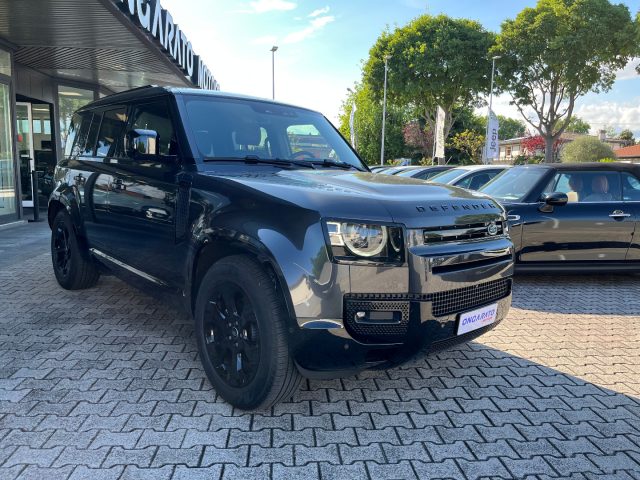 Land Rover Defender 110 3.0D I6 200 CV AWD Auto X Dynamic SE - foto 3 di 4