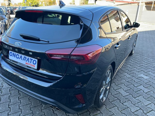 Ford Focus 1.0 EcoBoost Hybrid 125 CV 5p. ST-Line, del 2025, 18.700 km, in vendita a Mirano (VE)