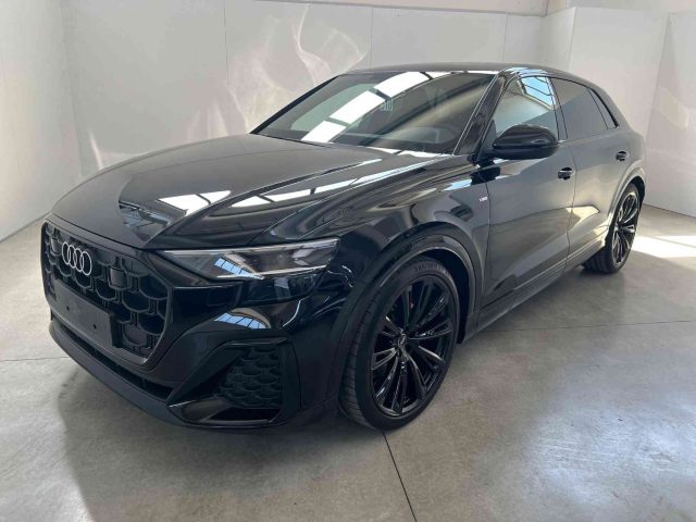 Audi Q8 SUV 50 TDI 286 CV quattro tiptronic S line edition km 0 a MIRANO