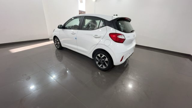 Hyundai i10 1.0 MPI Connectline 63 CV - foto 4 di 4