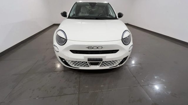 Fiat 600 Hybrid DCT MHEV La Prima #Vari.Colori - foto 2 di 4
