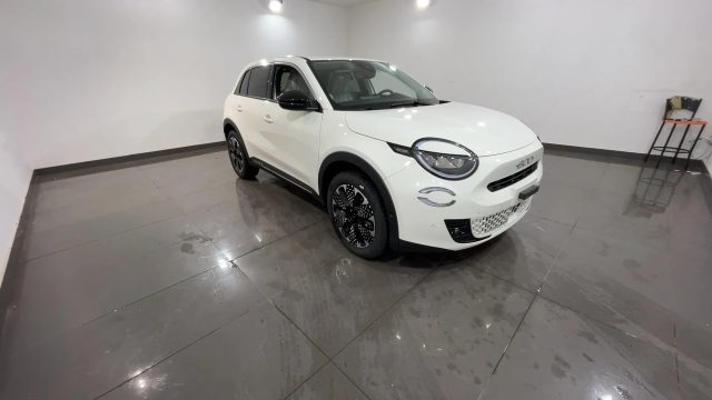 Fiat 600 Hybrid DCT MHEV La Prima #Vari.Colori - foto 3 di 4